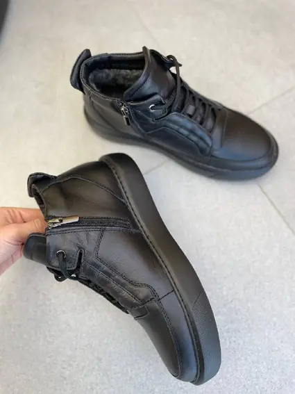Ботинки мужские кожаные черные на меху фото 13 — интернет-магазин Tapok
