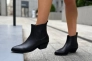 Ботинки казаки женские кожаные черные на каблуке демисезонные Фото 11