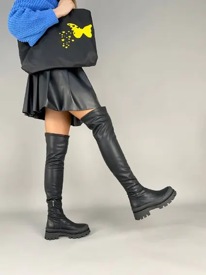 Чоботи жіночі стрейч шкіра чорного кольору на низькому ходу зимові фото 1 — інтернет-магазин Tapok