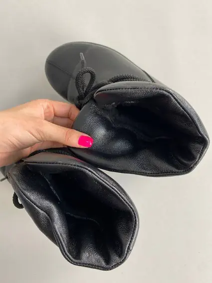 Угги женские кожаные черные со шнуровкой фото 12 — интернет-магазин Tapok
