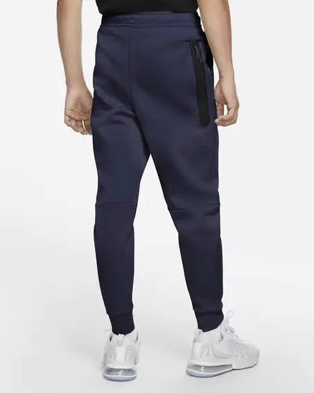Брюки Nike Sportswear Tech Fleece Joggers (CU4495-410) фото 2 — интернет-магазин Tapok