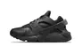 Женские кроссовки W NIKE AIR HUARACHE DH4439-001 Фото 1