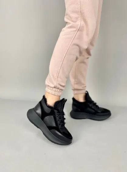 Кросівки жіночі шкіряні чорні із вставками замші зимові фото 2 — інтернет-магазин Tapok