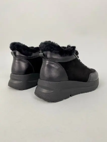 Кросівки жіночі замшеві чорні зі шкіряними вставками зимові фото 12 — інтернет-магазин Tapok