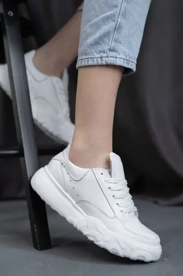 Жіночі кросівки шкіряні весняно-осінні білі Emirro M2 White фото 1 — інтернет-магазин Tapok