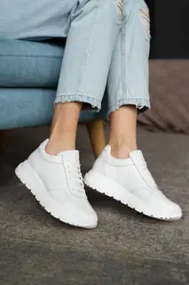 Жіночі кросівки шкіряні весняно-осінні білі Yuves 3011 Original