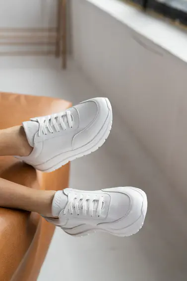 Жіночі кросівки шкіряні весняно-осінні білі Yuves 3011 Original фото 5 — інтернет-магазин Tapok