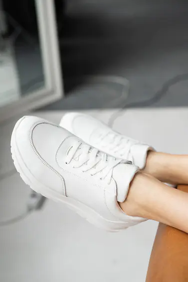 Жіночі кросівки шкіряні весняно-осінні білі Yuves 3011 Original фото 6 — інтернет-магазин Tapok