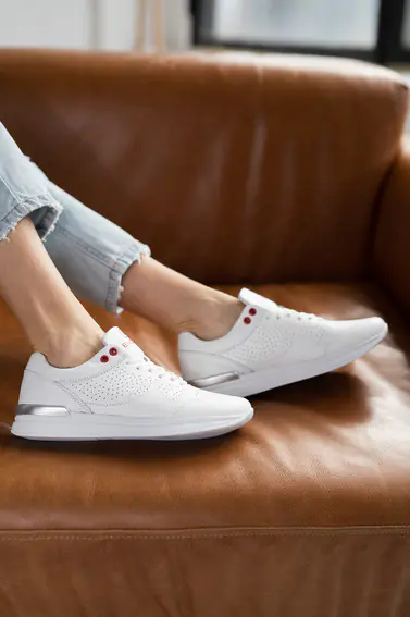 Жіночі кросівки шкіряні весняно-осінні білі Emirro 212 Casual White фото 11 — інтернет-магазин Tapok