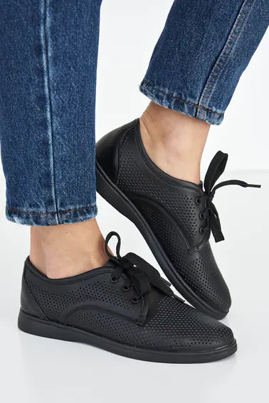 Жіночі туфлі шкіряні літні чорні Ydg 21257/1 перфорація на шнурках фото 1 — інтернет-магазин Tapok