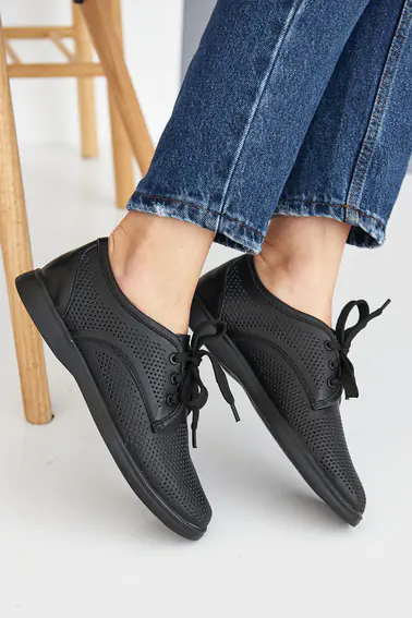 Жіночі туфлі шкіряні літні чорні Ydg 21257/1 перфорація на шнурках фото 4 — інтернет-магазин Tapok
