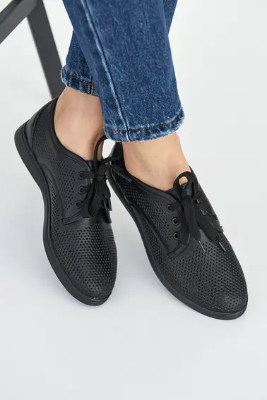 Женские туфли кожаные летние черные Ydg 21257/1 перфорация на шнурках фото 5 — интернет-магазин Tapok