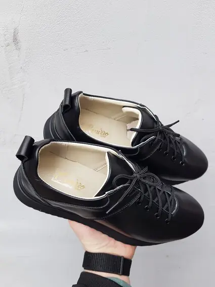 Жіночі кросівки шкіряні весняно-осінні чорні Emirro 2155 фото 2 — інтернет-магазин Tapok