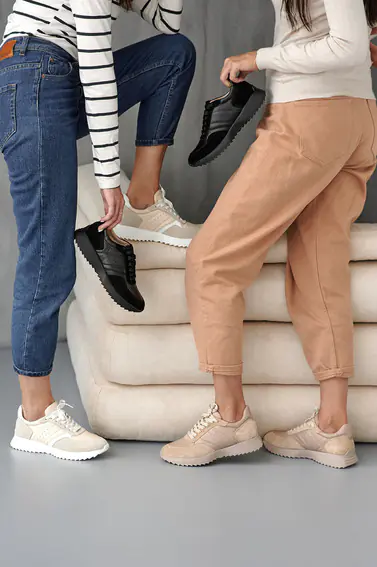 Жіночі кросівки шкіряні весняно-осінні молочні Yuves 207 із замшою фото 3 — інтернет-магазин Tapok