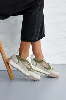 Жіночі кросівки шкіряні весняно-осінні зелені Yuves 209
