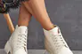 Жіночі черевики шкіряні зимові молочні Yuves 21153 На меху Фото 7