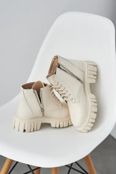 Женские ботинки кожаные зимние молочные Yuves 21153 фото 10 — интернет-магазин Tapok