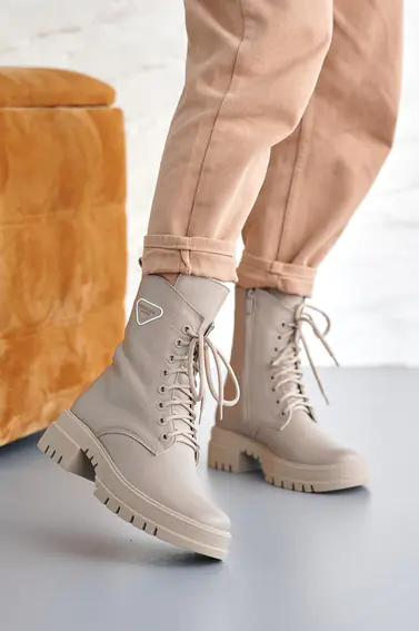 Женские ботинки кожаные зимние бежевые Marsela 706 фото 1 — интернет-магазин Tapok