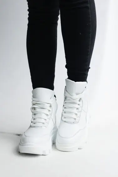 Женские кроссовки кожаные зимние белые Yuves 825 на меху фото 6 — интернет-магазин Tapok