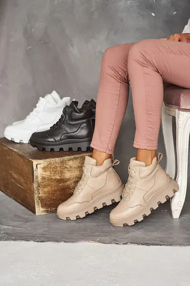 Жіночі кросівки шкіряні зимові білі Yuves 825 на меху фото 11 — інтернет-магазин Tapok