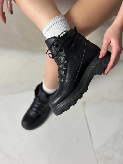 Ботинки женские кожаные черные зимние фото 18 — интернет-магазин Tapok