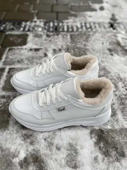 Жіночі кросівки шкіряні зимові білі Yuves 831 На меху фото 6 — інтернет-магазин Tapok