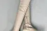 Чоботи-панчохи жіночі стрейч шкіра бежевого кольору на низькому ходу демісезонні Фото 12