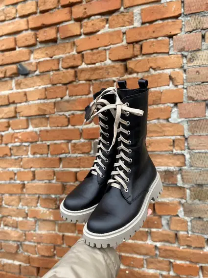 Женские ботинки кожаные весенне-осенние черные Emirro 290 фото 2 — интернет-магазин Tapok