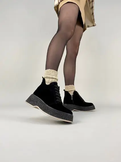 Ботинки женские замшевые черные на байке фото 2 — интернет-магазин Tapok