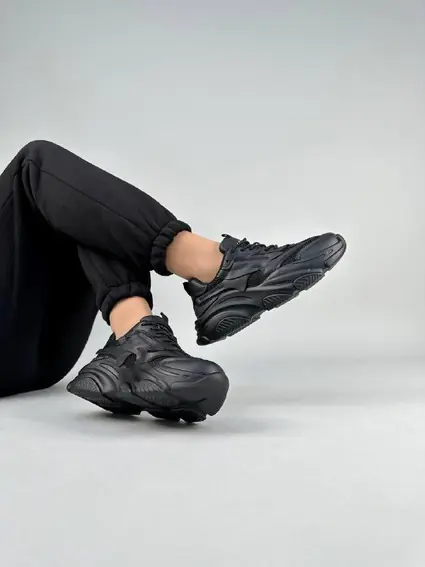Кроссовки женские кожаные черные с вставками текстильной сетки фото 10 — интернет-магазин Tapok