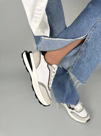 Кросівки жіночі шкіряні білі з кольоровими вставками фото 9 — інтернет-магазин Tapok