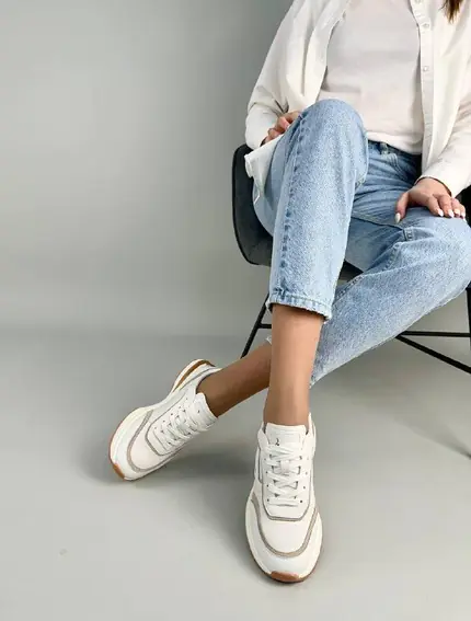 Кроссовки женские кожаные белые с серыми вставками фото 6 — интернет-магазин Tapok