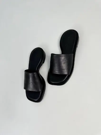 Шлепанцы женские кожаные черные фото 9 — интернет-магазин Tapok