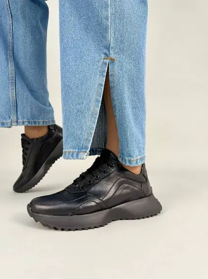 Кросівки жіночі шкіряні чорні фото 1 — інтернет-магазин Tapok