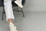 Кроссовки женские кожаные молочного цвета с вставками сетки Фото 11