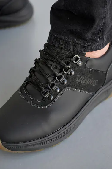 Мужские кроссовки кожаные весенне-осенние черные Yuves 245 фото 4 — интернет-магазин Tapok