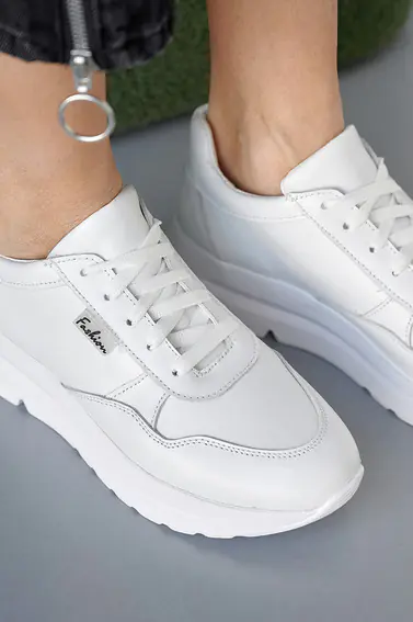 Жіночі кросівки шкіряні весняно-осінні білі Yuves 139 Casual фото 5 — інтернет-магазин Tapok