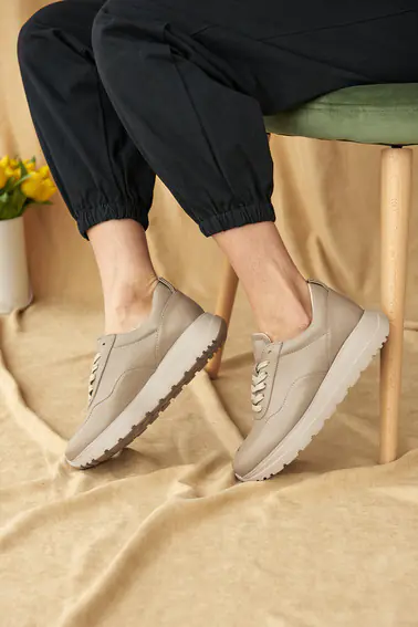 Жіночі кросівки шкіряні весняно-осінні бежеві Leader Style 3464 фото 5 — інтернет-магазин Tapok