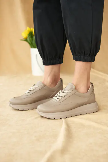 Жіночі кросівки шкіряні весняно-осінні бежеві Leader Style 3464 фото 7 — інтернет-магазин Tapok