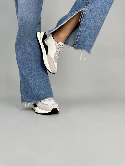 Кросівки жіночі з нейлону білого кольору зі вставками шкіри та нубука фото 4 — інтернет-магазин Tapok