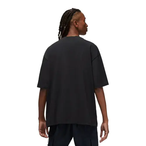 Футболка мужская Jordan Flight Essentials T-Shirt (DZ7313-010) фото 2 — интернет-магазин Tapok