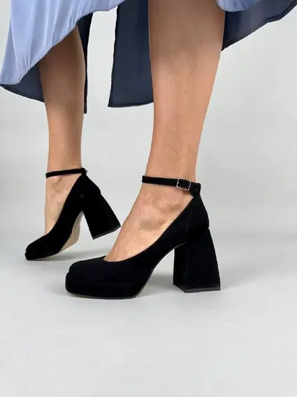 Туфлі жіночі замшеві чорні на підборах фото 2 — інтернет-магазин Tapok