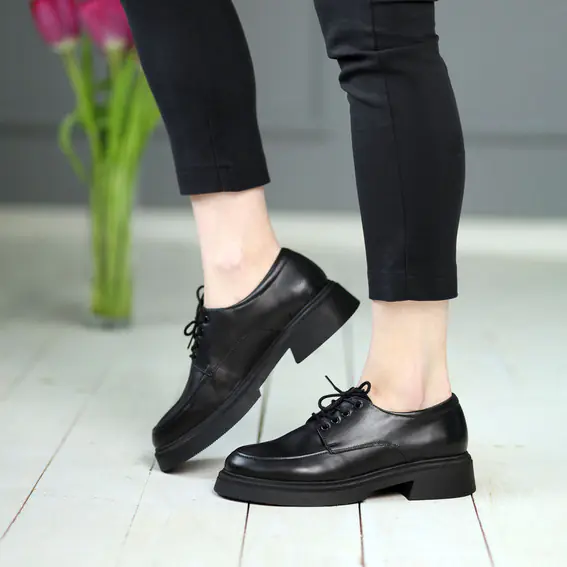 Туфлі жіночі шкіряні  585139 Чорні фото 1 — інтернет-магазин Tapok