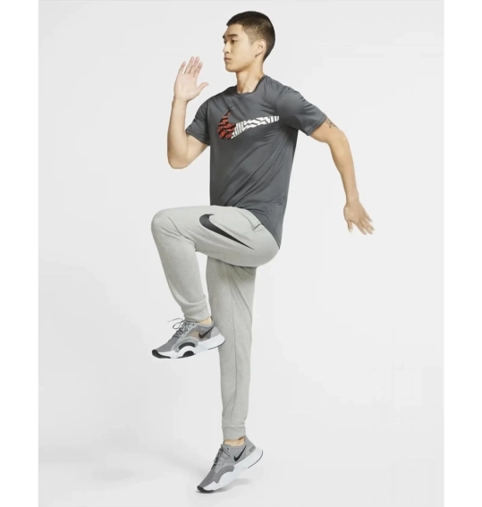 Мужские брюки Nike Df Pnt Taper Fa Swsh (CU6775-063) фото 9 — интернет-магазин Tapok