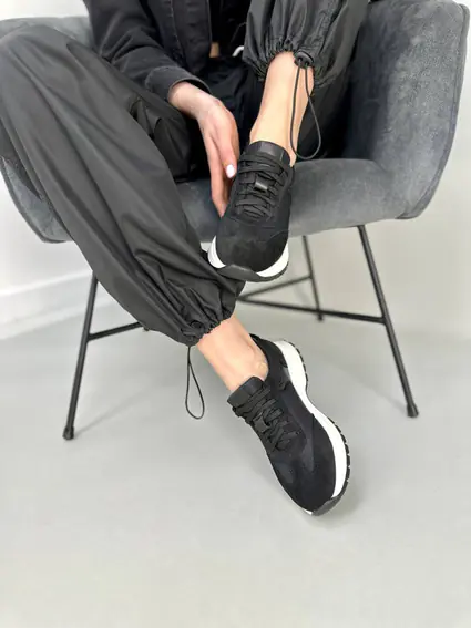 Кросівки жіночі замшеві чорні із вставками шкіри та сітки фото 10 — інтернет-магазин Tapok