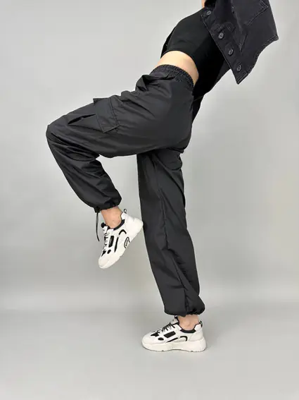 Кроссовки женские кожаные белые с черными вставками фото 4 — интернет-магазин Tapok