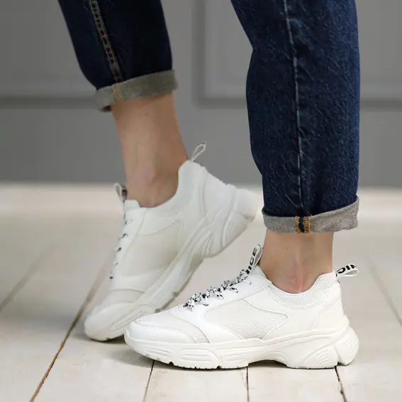 Кросівки жіночі  585130 Білі фото 1 — інтернет-магазин Tapok