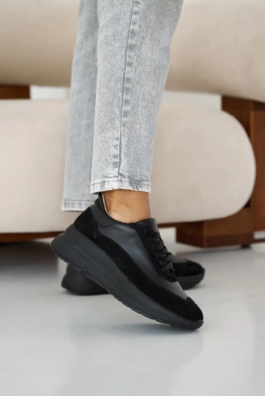 Жіночі кросівки шкіряні весняно-осінні чорні Yuves 179 фото 2 — інтернет-магазин Tapok