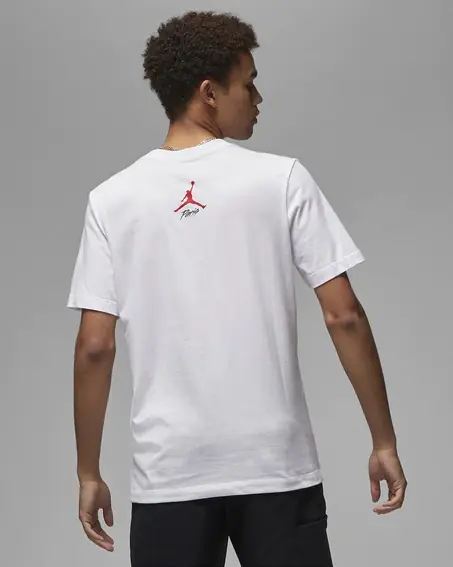 Футболка мужская Jordan Paris&#39; Stencil Men&#39;s T-Shirt (DV5655-100) фото 2 — интернет-магазин Tapok