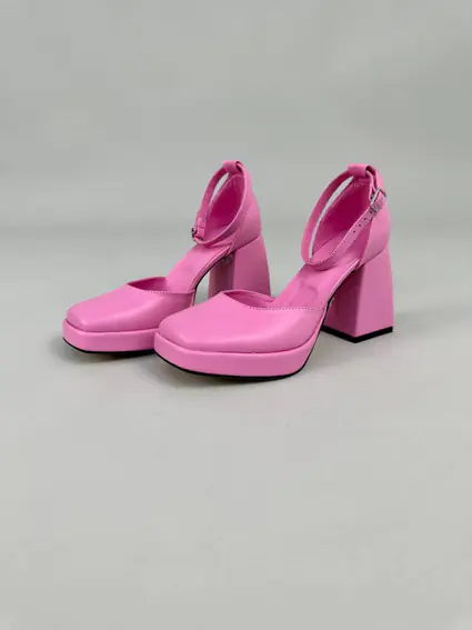 Босоножки женские кожаные розового цвета на каблуках фото 12 — интернет-магазин Tapok
